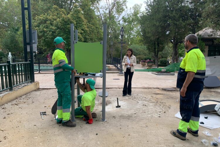 El Ayuntamiento inicia un plan de remodelación de los parques infantiles