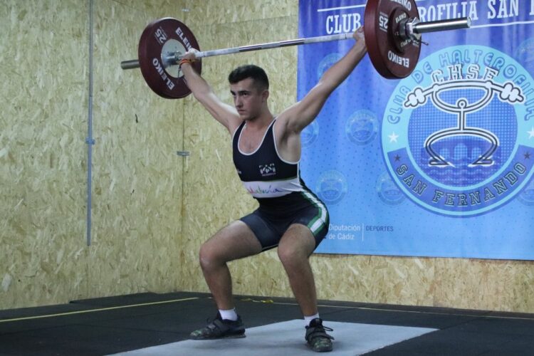 Santiago Melgar se proclama campeón de Andalucía de halterofila en la categoría sub17