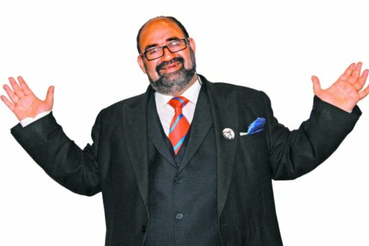 Mocito feliz y el candidato