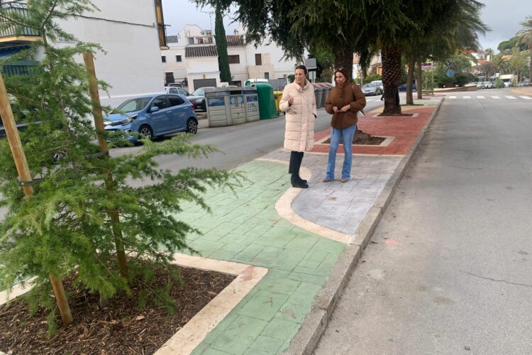 El Ayuntamiento finaliza la remodelación de la avenida Ricardo Navarrete
