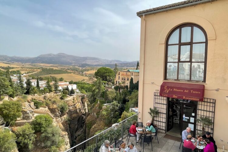 Sacan a concurso público el restaurante situado en los bajos del Convento de Santo Domingo