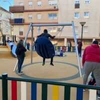 El Ayuntamiento abre un nuevo parque infantil en la barriada del Olivar de Las Monjas