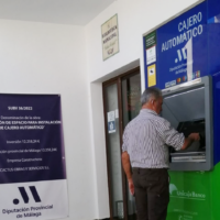 La Diputación de Málaga facilita la instalación de cajeros automáticos en Algatocín, Benalauría y Serrato