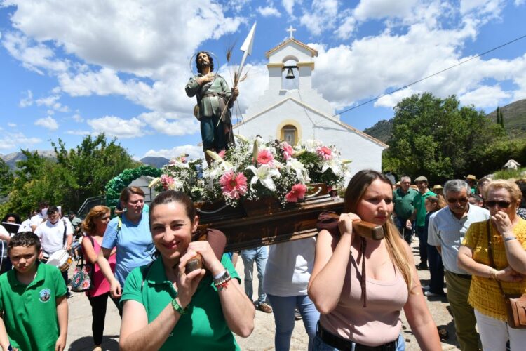 Algatocín celebra con gran animación su Romería de Salitre en honor de San Isidro Labrador