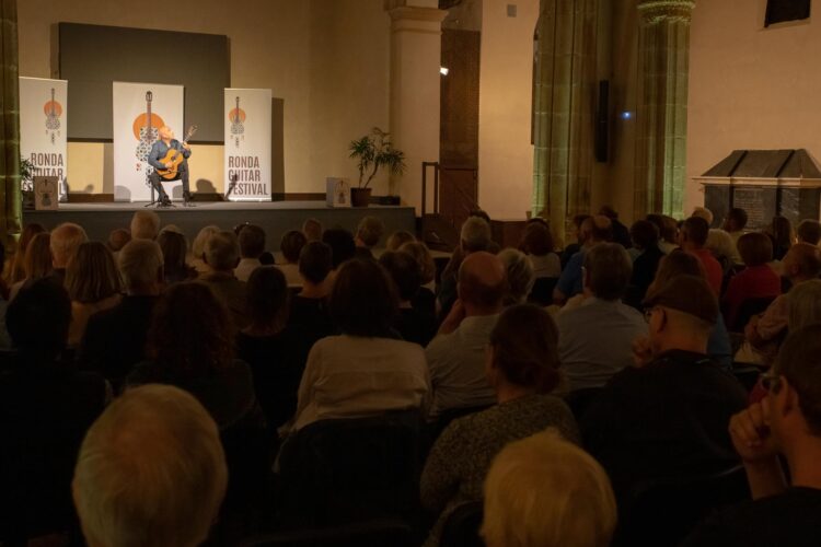 El mar de las músicas, el Festival de Guitarra de Ronda