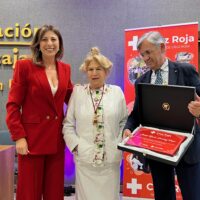 María Josefa Tejada ‘Popi’ recibe uno de los galardones provinciales de la Cruz Roja