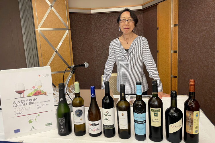 Andalucía promociona en Japón el vino de la bodega rondeña F. Schatzs