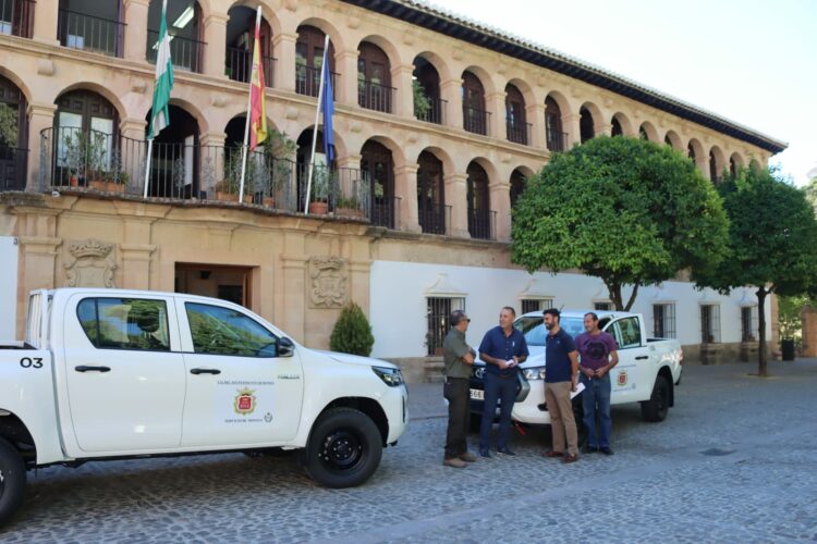 El Ayuntamiento adquiere dos nuevos vehículos para el departamento de Montes Públicos