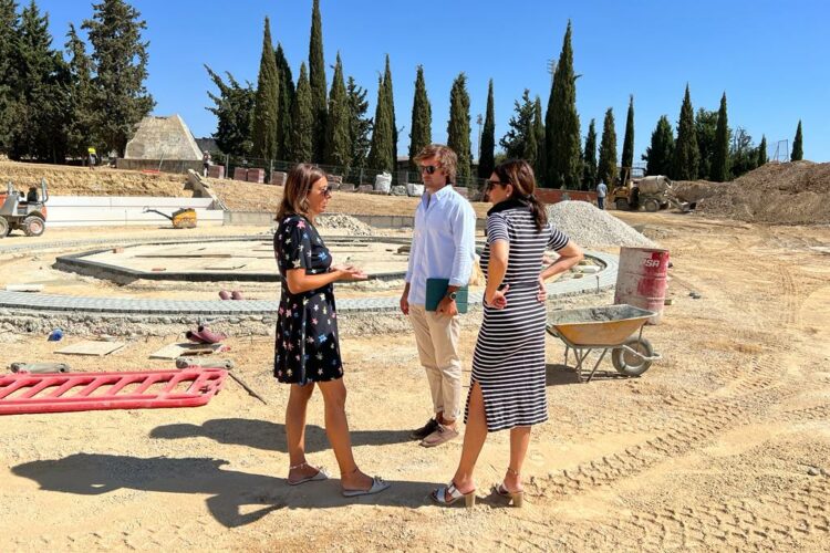 Las obras de construcción de la nueva Plaza Tobalo, en la Cruz de San Jorge, están al 50% de ejecución