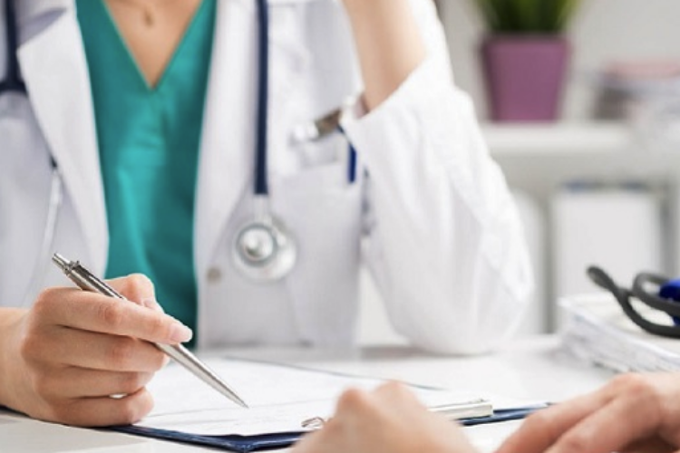Cómo crear un plan de acción para ser constante con las visitas a tus médicos tratantes