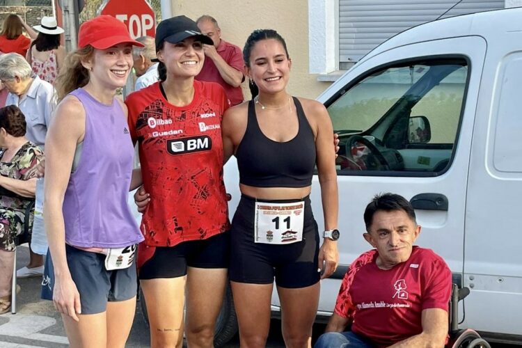 Isabel Acevedo, del Club Harman, queda segunda en la X Carrera Popular de Zarza de Pumadera