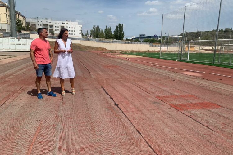 El Ayuntamiento inicia la renovación de las pistas de atletismo de la Ciudad Deportiva con 280.000 euros