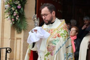 El sacerdote Salvador Aguilera ofició la misa del año jubilar.