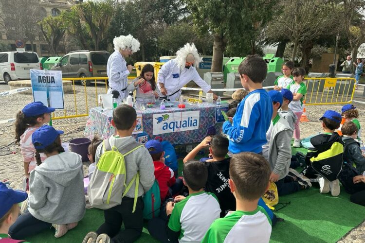 Cerca de 300 escolares rondeños celebran el Día Mundial del Agua