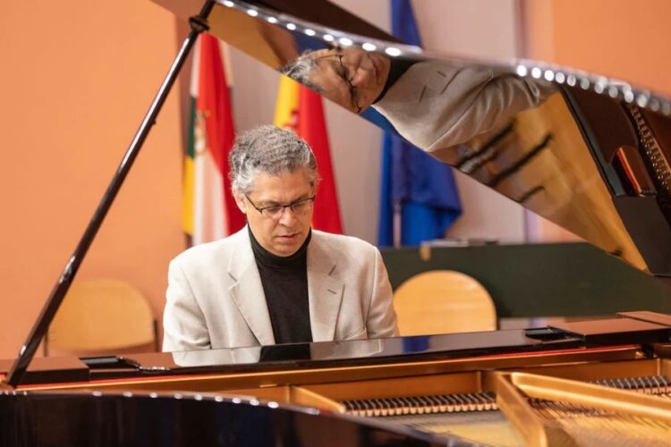 Cultura y la AMPA del Conservatorio de Música traen a Ronda un concierto del pianista Leonel Morales