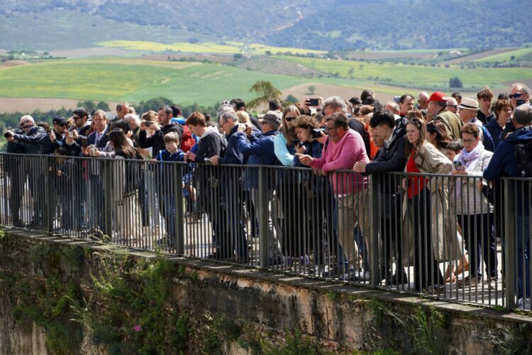 Más de 60.000 turistas llegaron a Ronda durante la Semana Santa pese a la lluvia