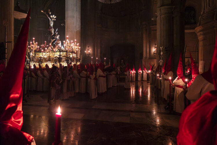 ‘Pausa reflexiva, silencio profundo’, de Rafael Millán, gana el I Concurso de Fotografía de Semana Santa