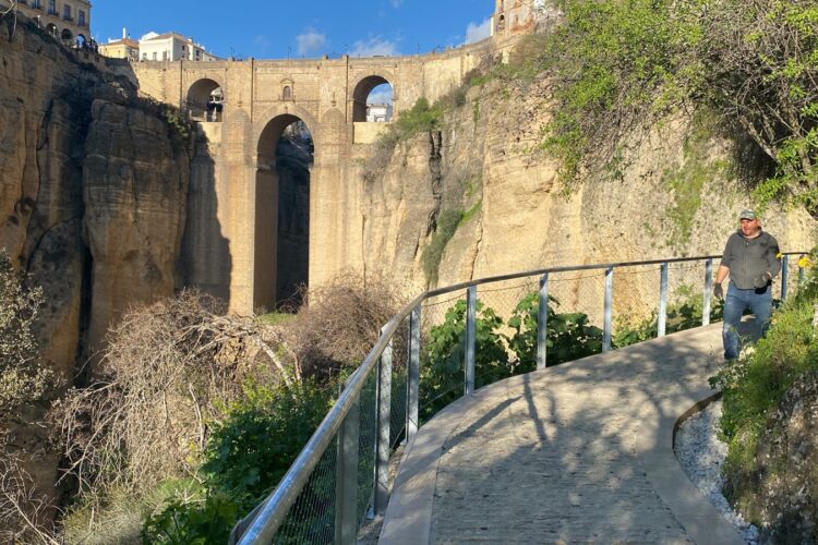 El primer tramo del Camino del Desfiladero del Tajo se inaugura este jueves