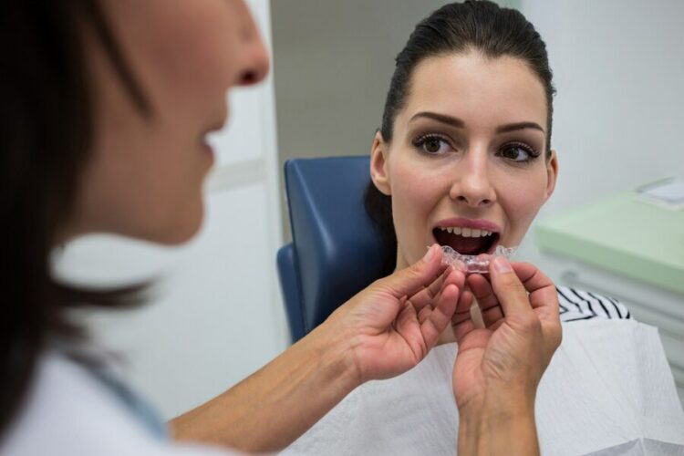 ¿Qué es la maloclusión y cómo puedes solucionarla con ortodoncia invisible?