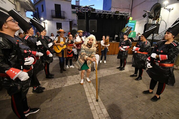 Jubrique vivirá un año más su singular feria de máscaras