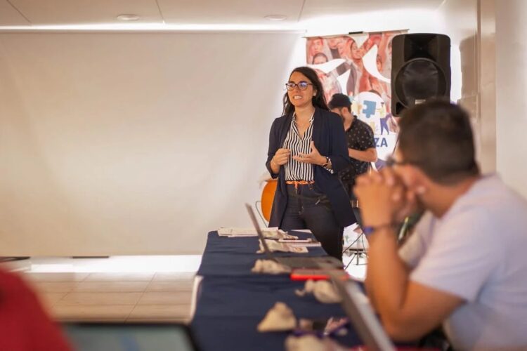Estudia Formación Profesional oficial sin nota de corte