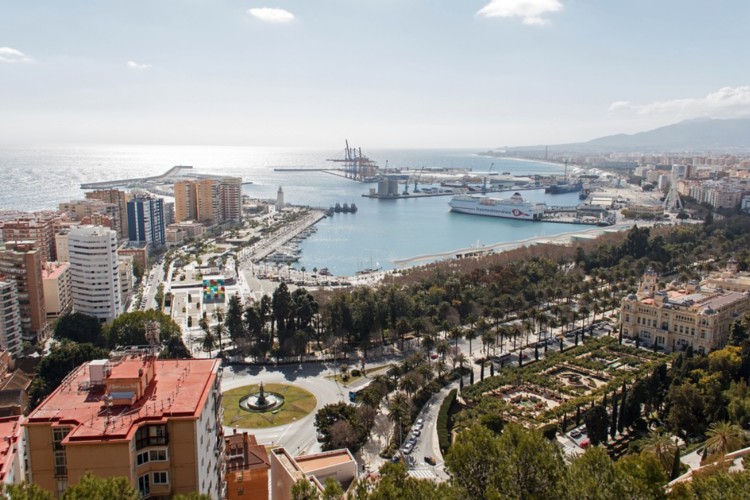Cómo moverte de viaje por la provincia de Málaga