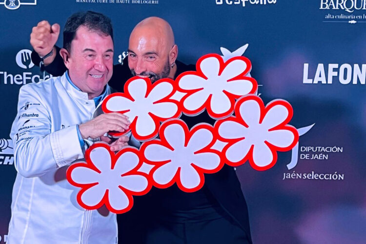 El restaurante Bardal, de Benito Gómez, logra mantener sus dos estrellas Michelin para 2025