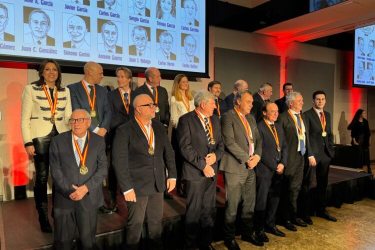 Ronda recibe la Medalla del Centenario del Turismo Español por la destacada labor que realiza en este sector