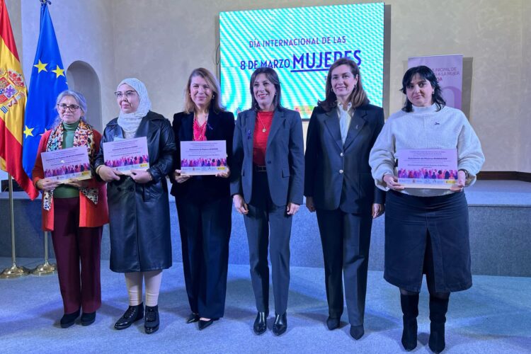 8M: «El 75% de la población contratada a tiempo parcial son mujeres»