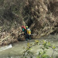 La Guardia Civil encuentra el cuerpo sin vida del motorista que fue arrastrado el pasado miércoles por la corriente del río Genal