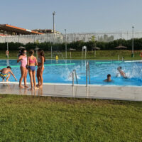 La Piscina Municipal ‘Manolo López’ dispondrá de un servicio de restaurante este verano