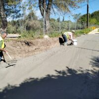 El Ayuntamiento repara el carril de la pedanía de Fuente la Higuera con una inversión de 45.000 euros