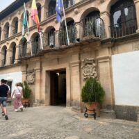 El Ayuntamiento convoca dos plazas para subalternos