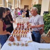 El Convento de Santo Domingo acoge durante el puente del Pilar un mercado de productos artesanales de la asociación ‘Artificio’