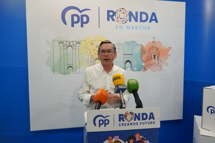 El PP destaca que las deducciones por los gastos veterinarios de las mascotas beneficiarán a numerosos andaluces