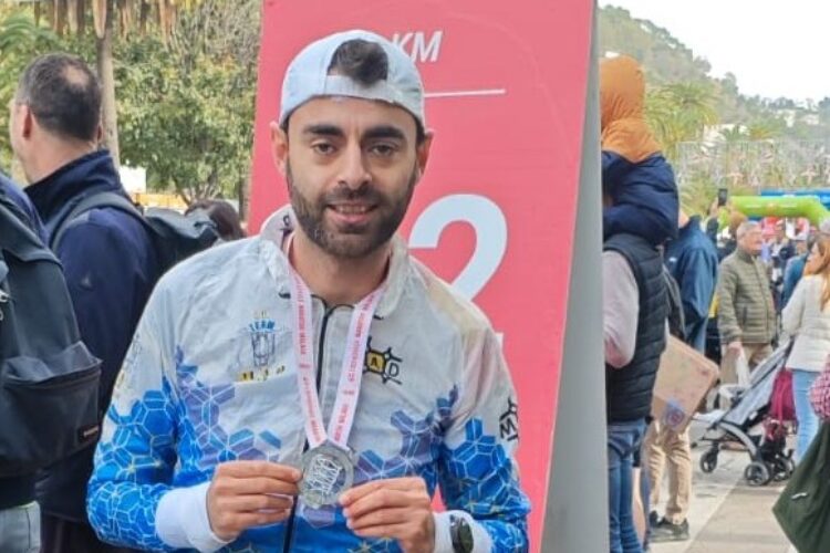José María Pino, del Club Team, corrió la Maratón de Málaga
