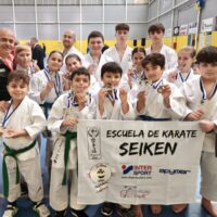 Los karatecas de la Escuela Seiken logran 17 medallas en el Trofeo de Río Gordo