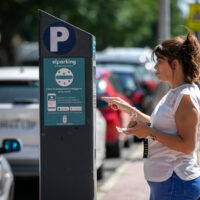 Apymer pide cambiar la zona naranja del centro por una azul para que paguen por aparcar tanto visitantes como rondeños