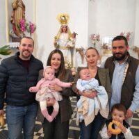 Jubrique presentó a sus recién nacidos a la Virgen de la Candelaria