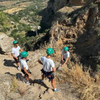 La Concejalía de Juventud organiza excursiones, vías ferratas y un curso sobre inteligencia artificial para la Semana Blanca
