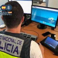 La Policía Nacional detiene en Ronda a un joven por pornografía infantil tras hacerse pasar por una menor