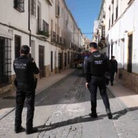 Un incendio en una vivienda de la calle Rosario genera alarma en el centro por la intensa humareda que ha generado