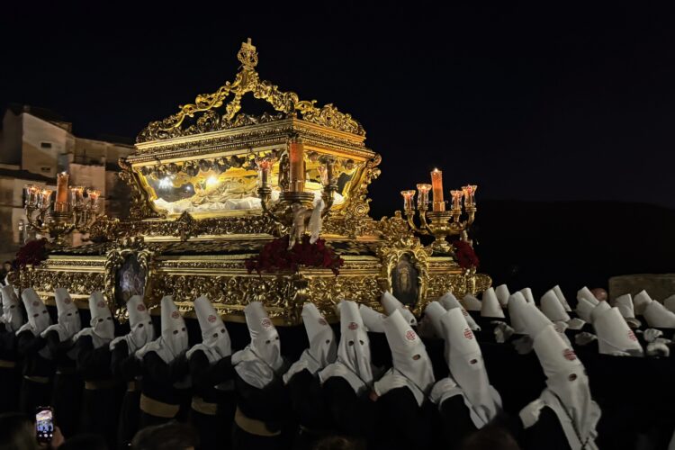 Viernes Santo espectacular en Ronda con Las Angustias, Santo Entierro y La Soledad