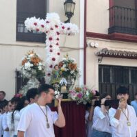 Fe, tradición e ilusión en los niños y jóvenes rondeños que han participado un año más en las Cruces de Mayo